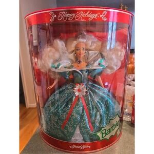 1995 Happy Holidays Special Edition Barbie Doll Mattel #14123 NRFB